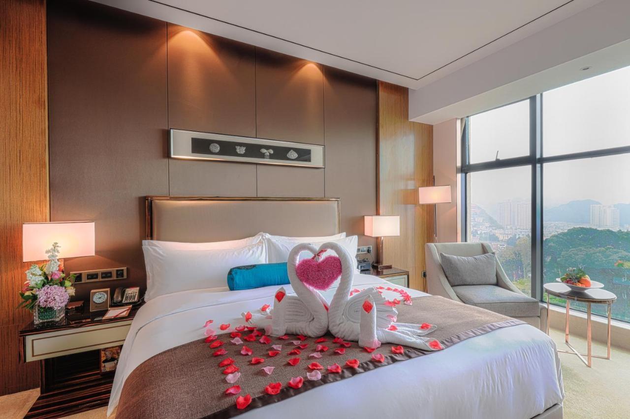 Argyle Grand Hotel Xingyi  Zewnętrze zdjęcie