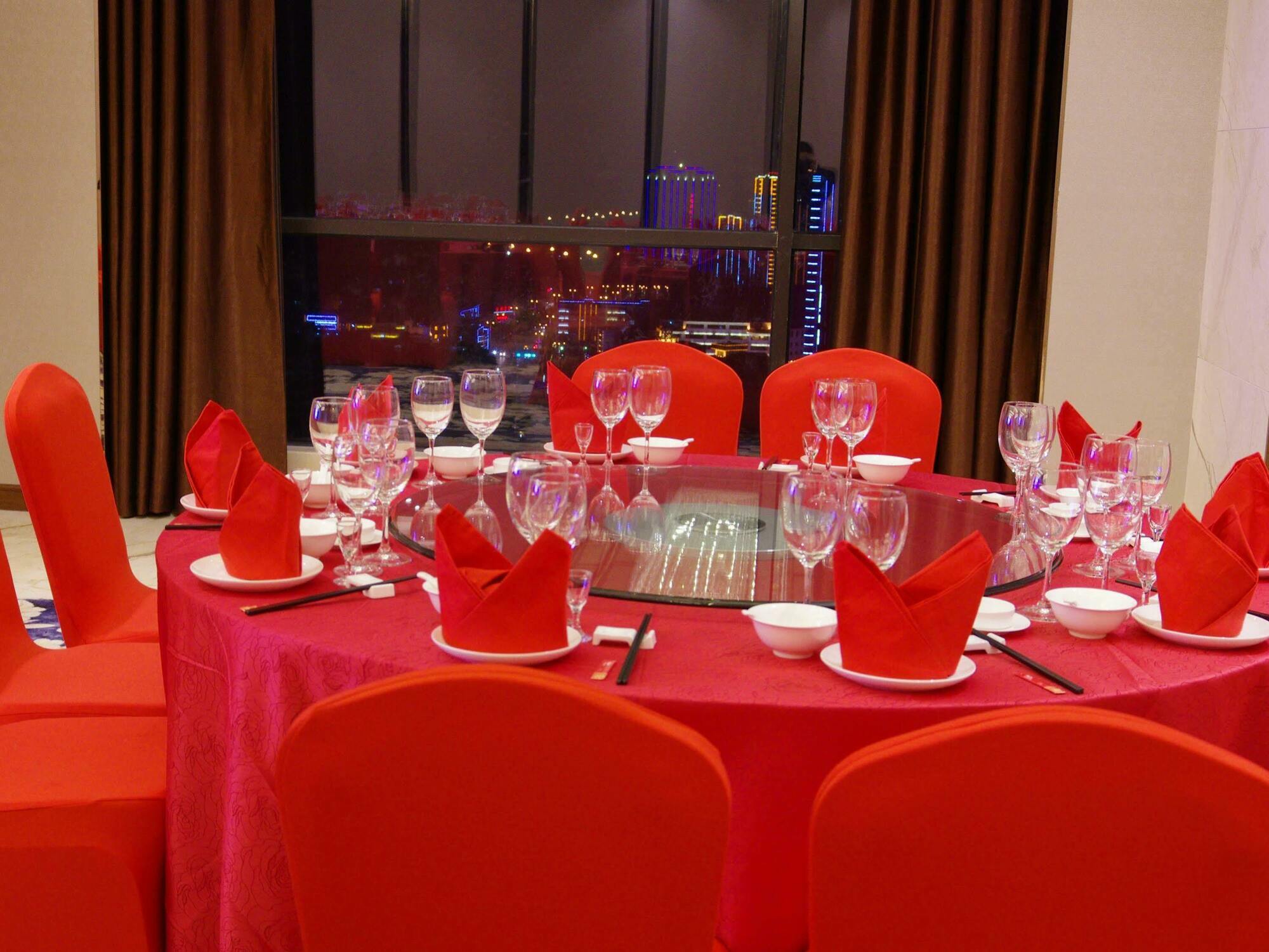 Argyle Grand Hotel Xingyi  Zewnętrze zdjęcie