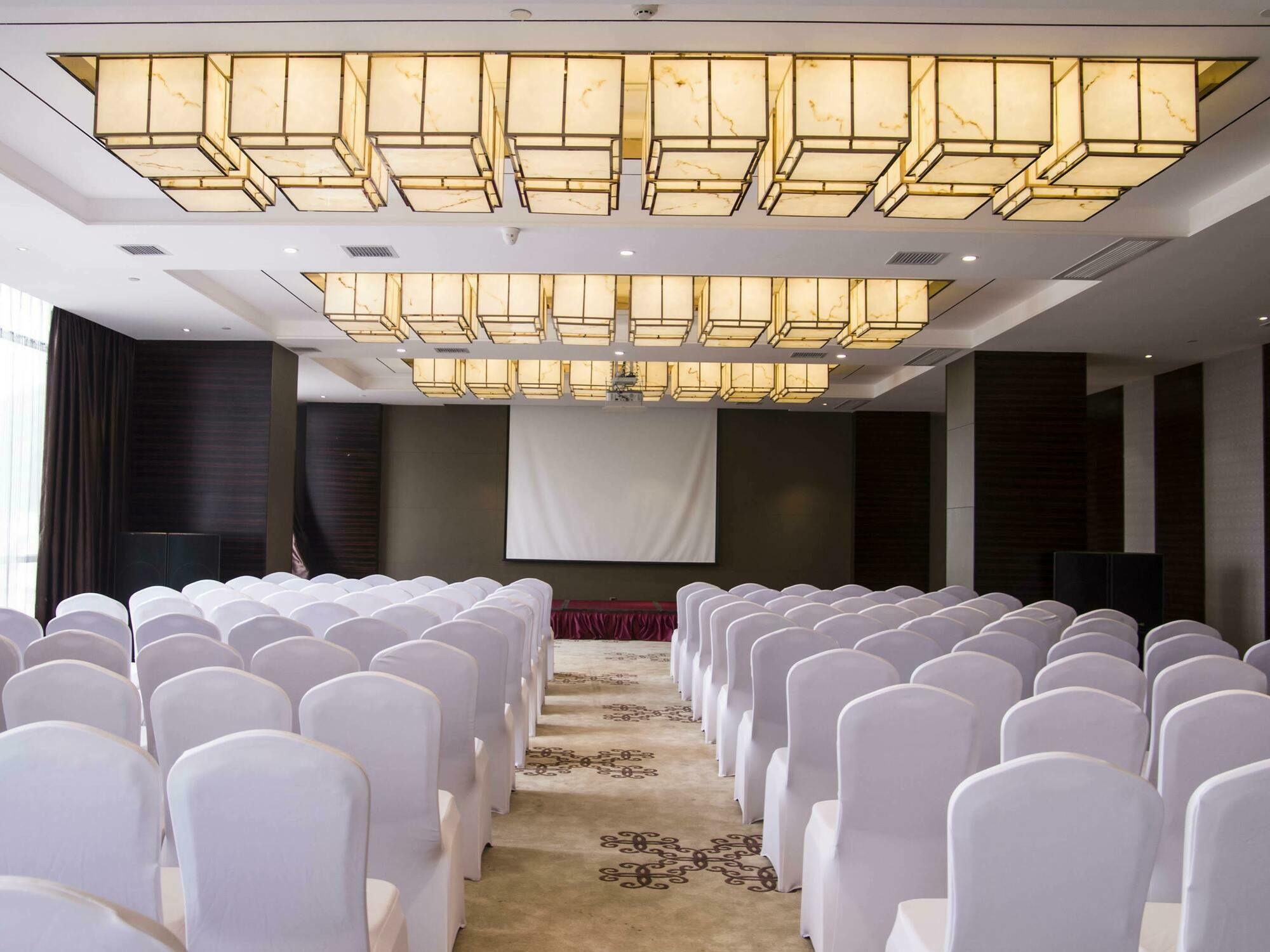 Argyle Grand Hotel Xingyi  Zewnętrze zdjęcie