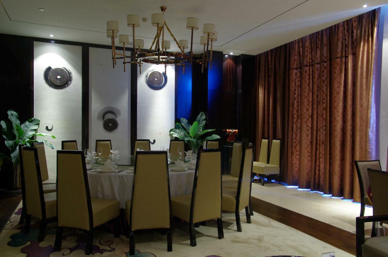Argyle Grand Hotel Xingyi  Zewnętrze zdjęcie